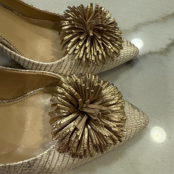 Michael Kors Lolita Heels Size 9.5 Metallic Gold Pom NWOB - Picture 2 of 13